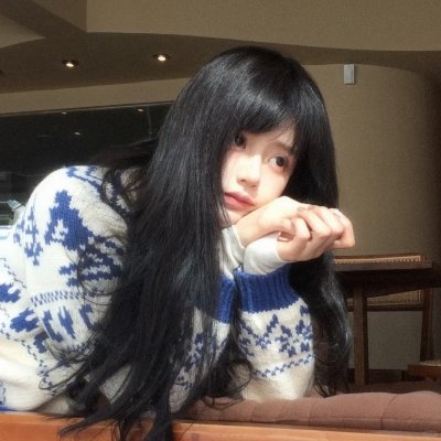 大小姐才不会玩格斗游戏